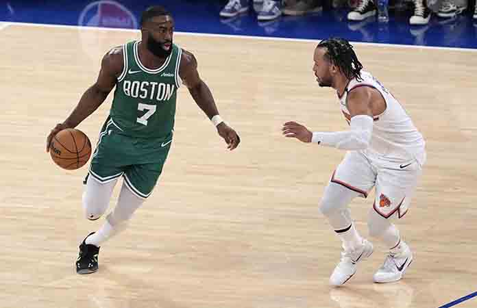Celtics aplastan a Knicks de NY