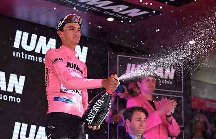 Del Toro, en la cima del Giro