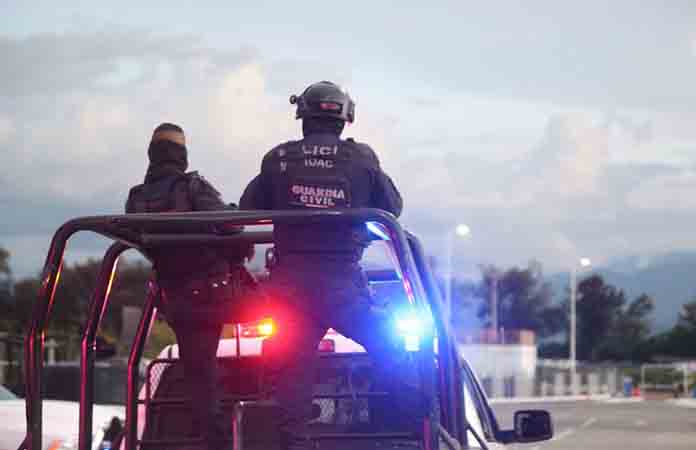 Buscan a asesino de mando policial