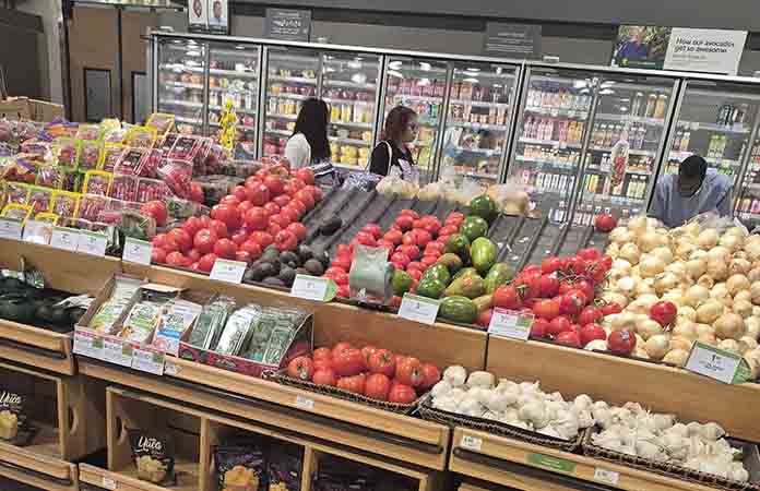 Gravamen al jitomate afecta a ambos países