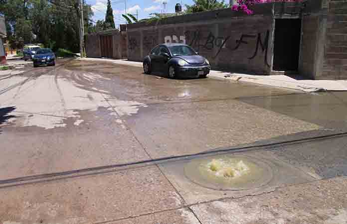 Se extiende voraz brote de aguas negras