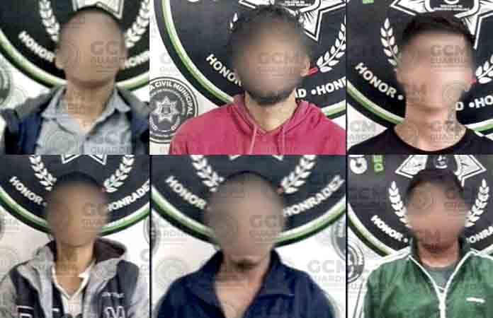 Con “mota”, sorprenden a seis viciosos