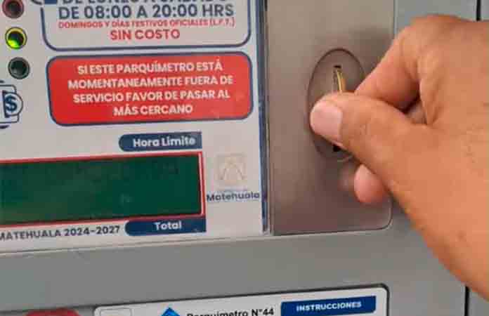 Quejas por fallas en parquímetros