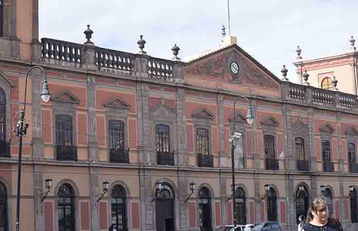 Revira A. García Vidal y dice que “hay buena relación con el rector”