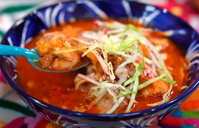 Aumenta ventade pozole ante la nutrida demanda