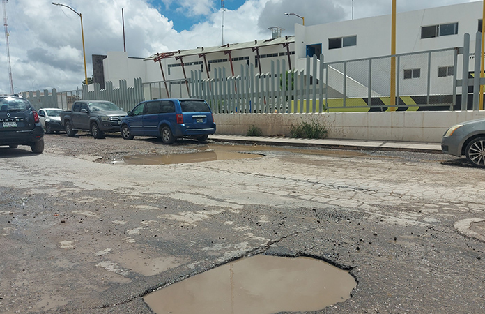 Cerrarán vialidades por obras en camino a Soledad