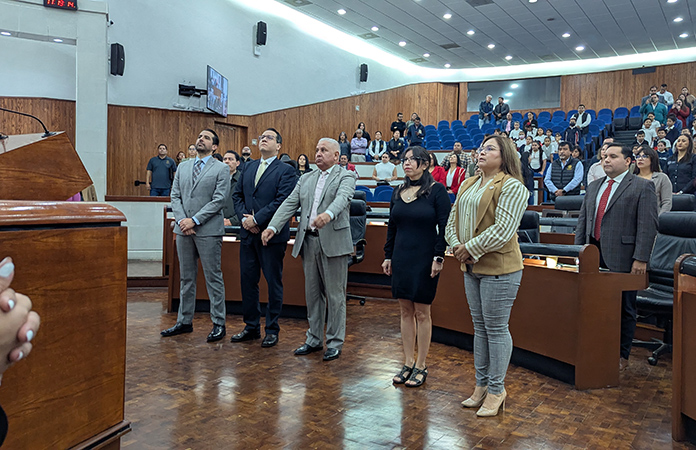 Rinden protesta los nuevos integrantes del PJ