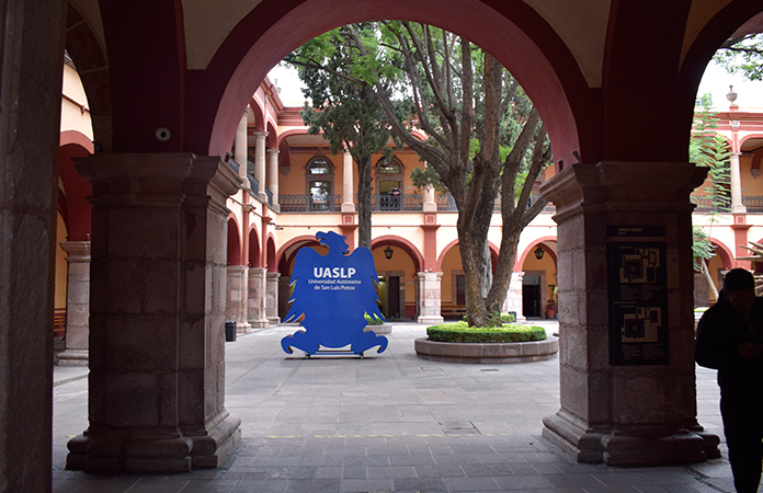 UASLP no acepta pagos en especie