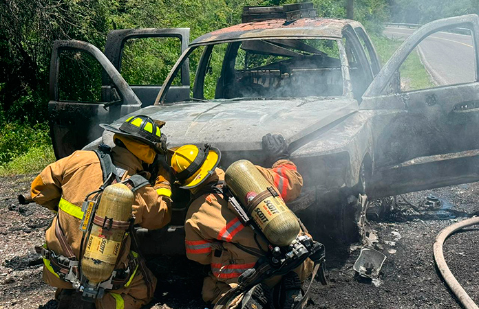 Convocan a jóvenes para ser Bomberos