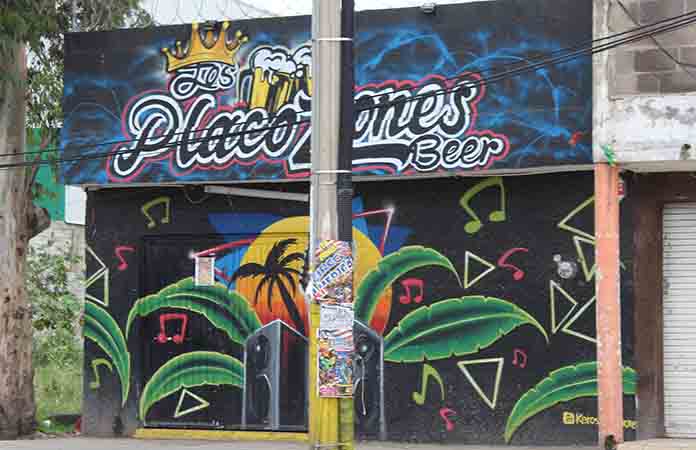 Cierran bary desactivan un baile clandestino