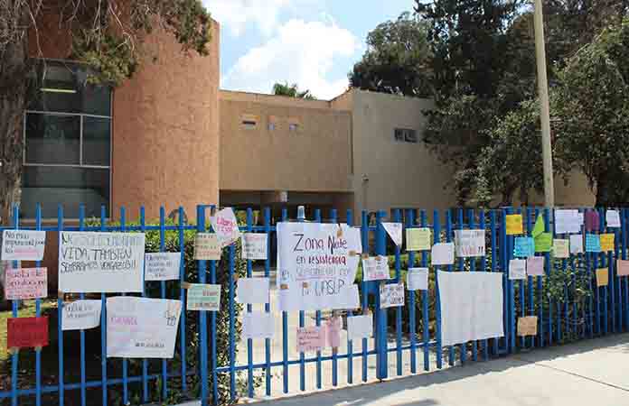 Estudiantes de Agronomía realizan paro indefinido