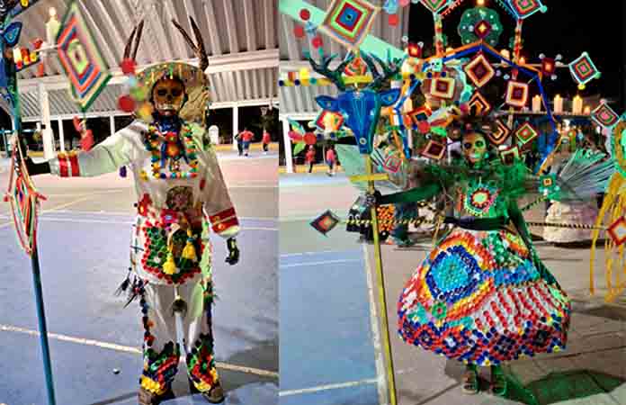 Realizan pasarela de catrines y catrinas