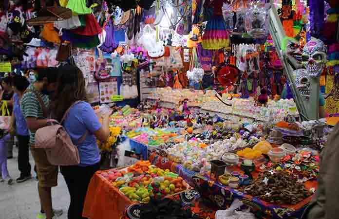 Se amplía la oferta de artículos por Día de Muertos y Halloween