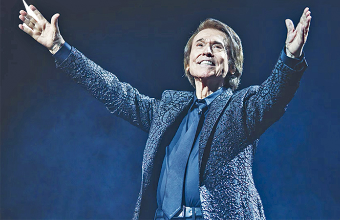 RAPHAEL PERSONA DEL AÑO