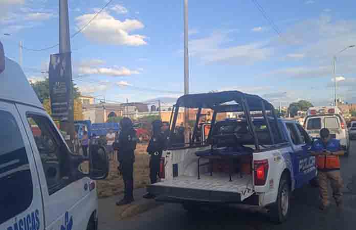 Explosión de pirotecnia lesiona a tres peregrinos