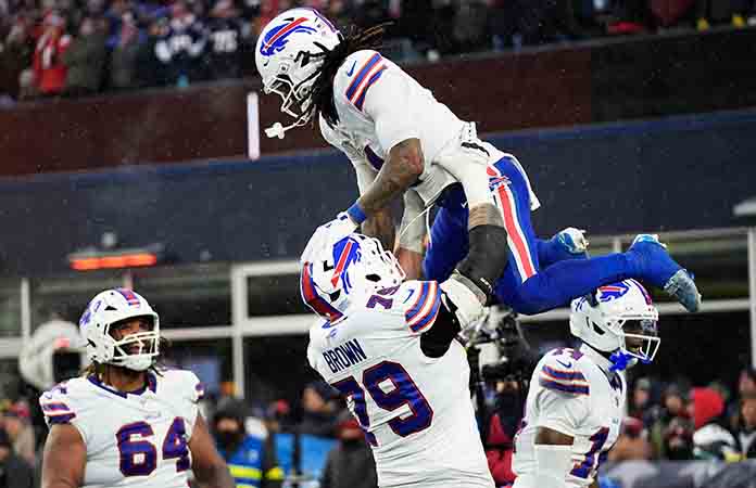Feroz remontada de Bills ante Patriots