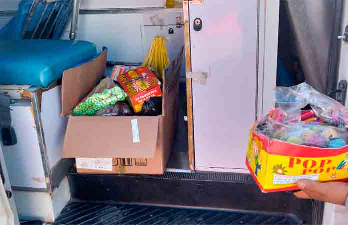 Incautan pirotecnia ilegal en tianguis de la Deleg. Bocas