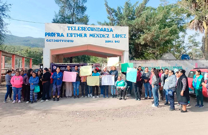 Paterfamilias toman telesecundaria