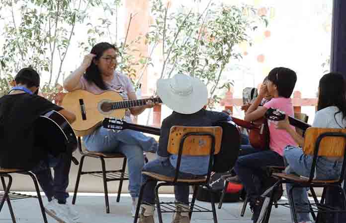 Promueven programa Juntos por la cultura