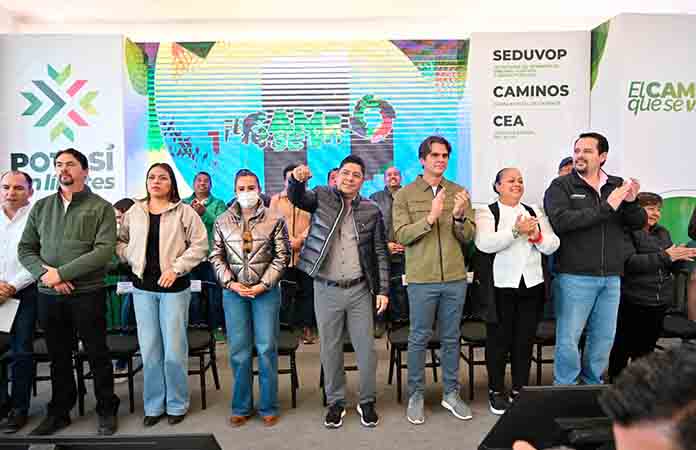 R. Gallardo C. enchula la colonia Providencia