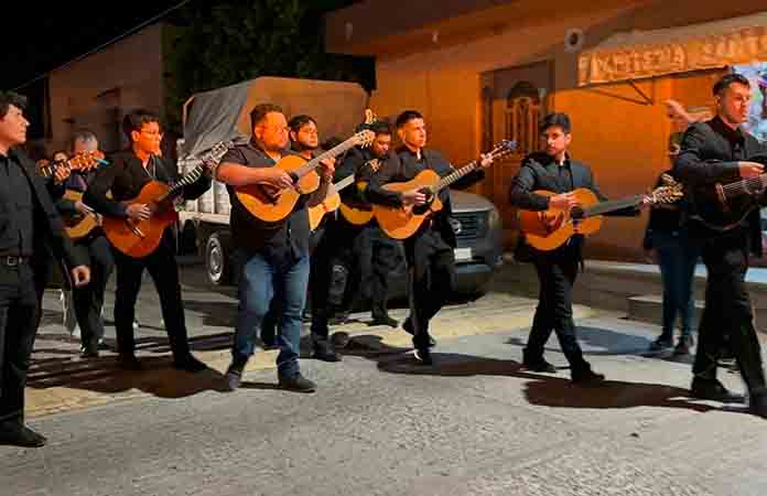 Callejoneada por día del amor y la amistad