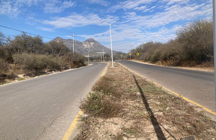 Dan manita de gato a rúa a Villa de la Paz