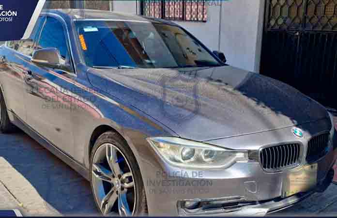 Incautan un carro robado, en la Julián Carrillo