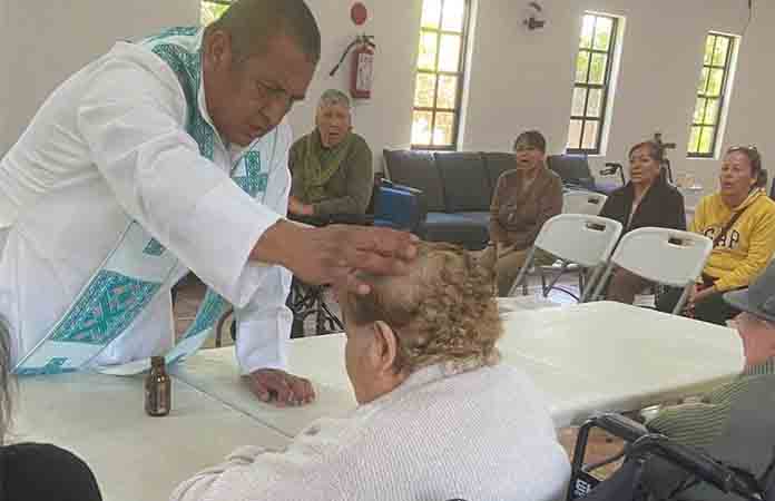 Jornada de oraciónen asilo de ancianos