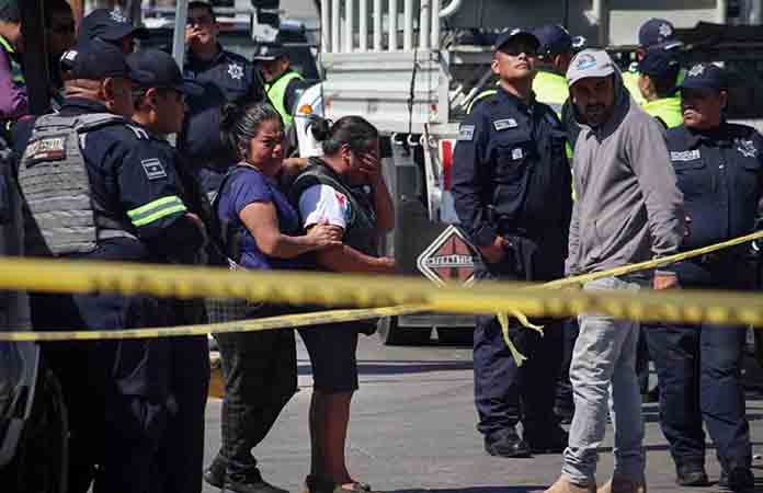 Mata camión de la GN a motociclista