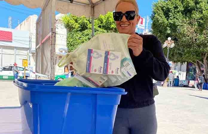 Realizan colecta de medicamentos