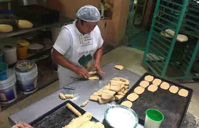 Suben 22% insumos para los panaderos
