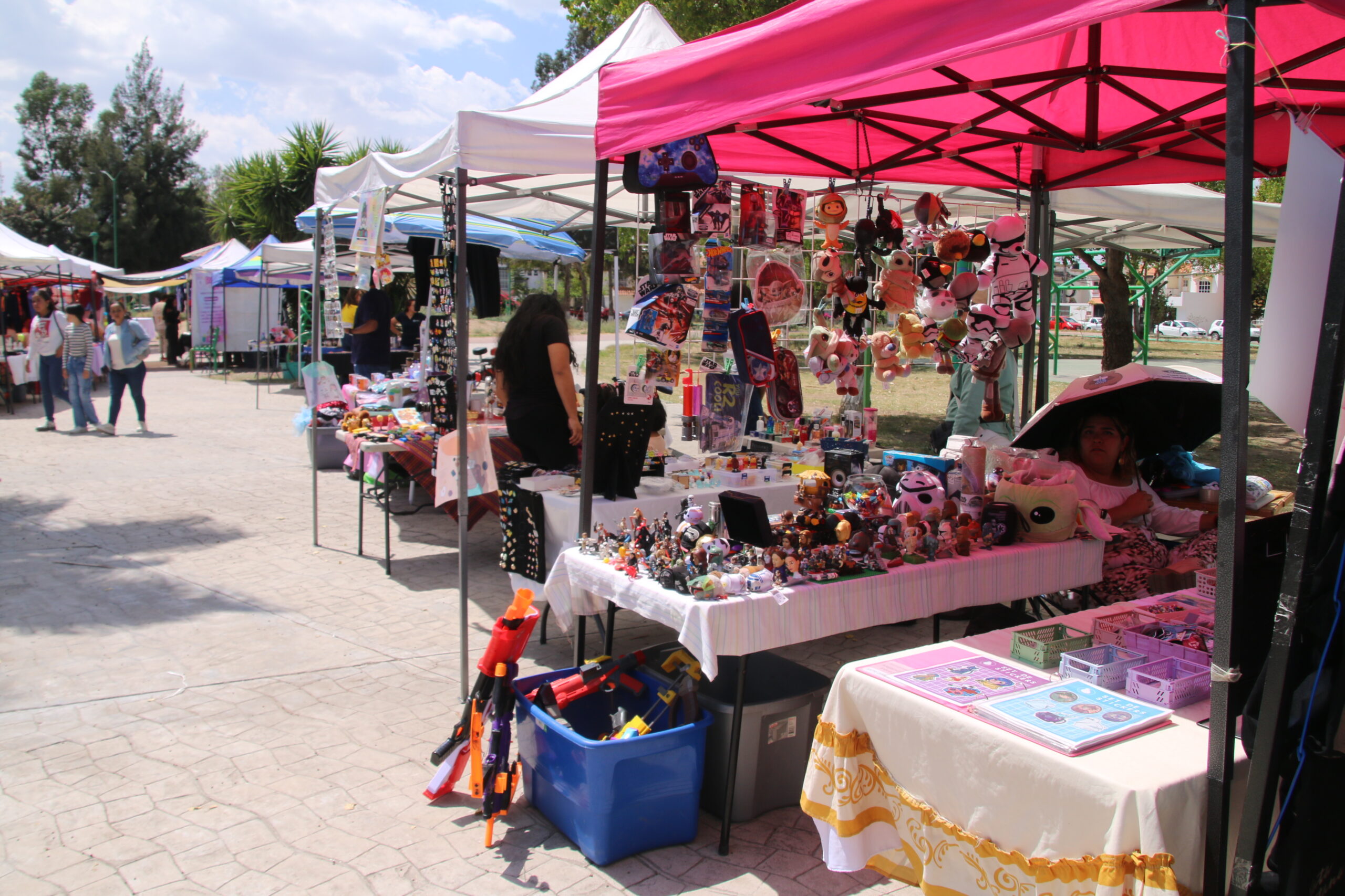 Hacen mercadito “Morritas Fest”