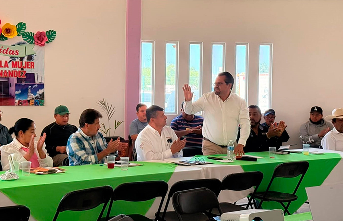 Capacitan para contener gusano barrenador