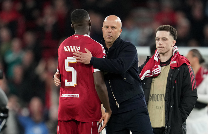 Liverpool repudia el abuso racista