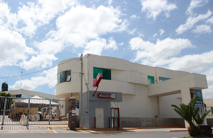 Niega el Interapas haya agua sucia en la Miguel Velázquez