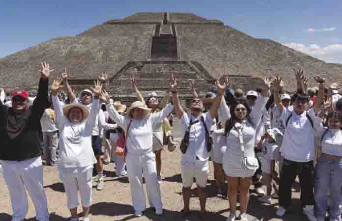Recargan energía en las pirámides