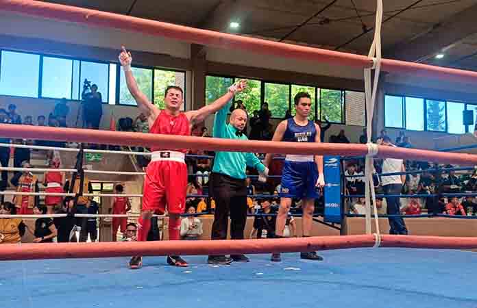 Genaro Martínez logra oro en boxeo