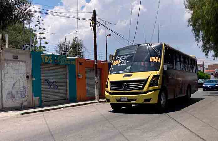 Servicio de transporte se vuelve deficiente