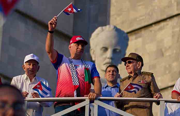 EU sanciona al presidente cubano