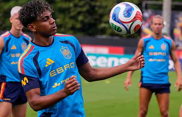 Lamine Yamal listo para debutar