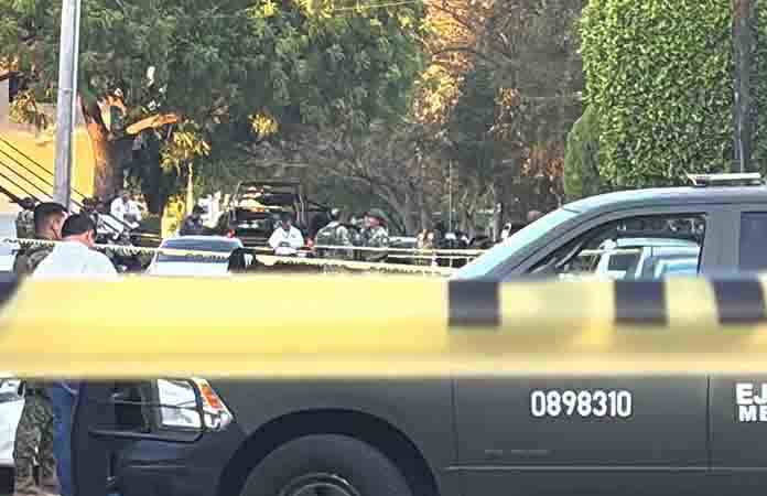 Matan a mujer dentro de un auto en Culiacán