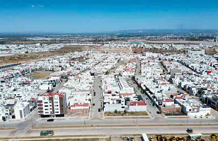 Padecen rezago 167 mil casas