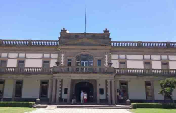 UBR cerrará julio con semana cultural