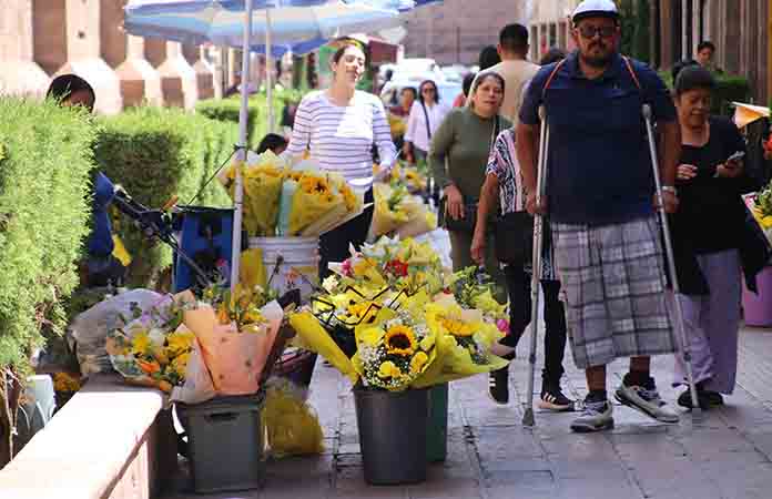Aumenta demanda de flores amarillas