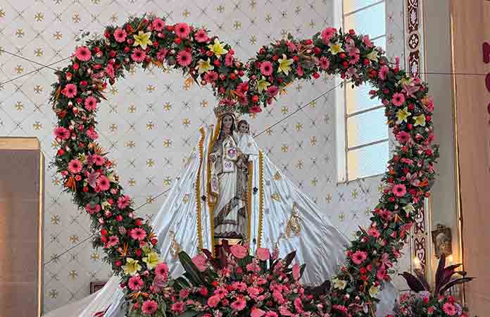 Celebran a Nuestra Señora de las Mercedes en su parroquia