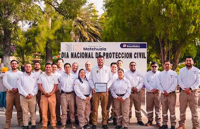 Conmemoran día nacional de PC