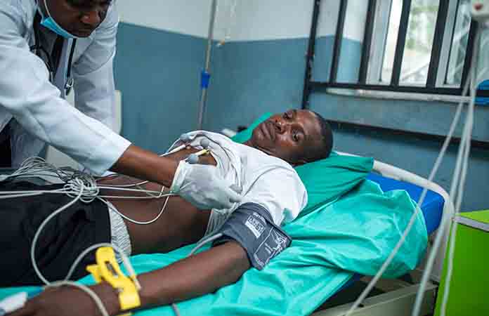 Intoxicados, mueren 48 personas en Nigeria