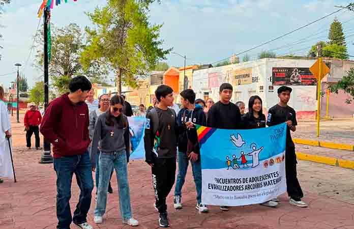 Realizan peregrinación del Decanato Pablo VI