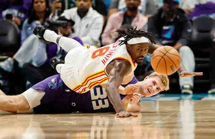 Hawks aplastan a los Hornets