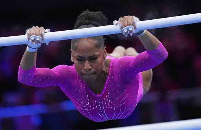 Skye Blakely suma 2 medallas más